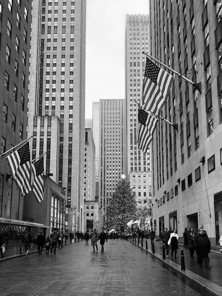 A photo of Rockefeller Center Tree, 1/4/2020 in color